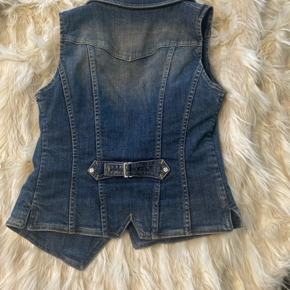 Denim Contrast Stitch Detail Button Through Vest - Picture 5 of 6